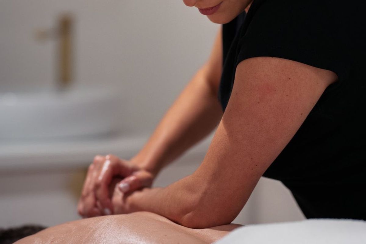 10 Evidence-Based Benefits of Remedial Massage You Should Know